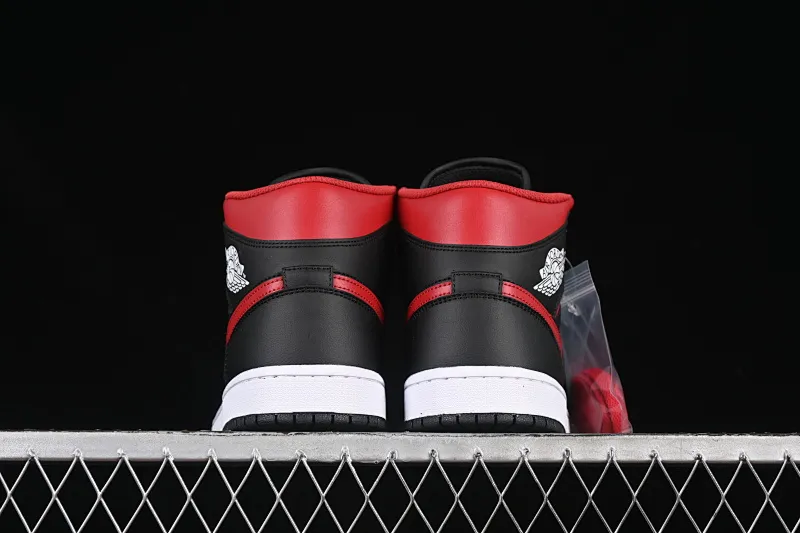 All categories Air Jordan Jordan series basketball shoes Air Jordan 1 Mid Air Jordan 1 Mid AJ1 Joe 1 black and red mid-top cultural and casual sneakers DQ8426-067
